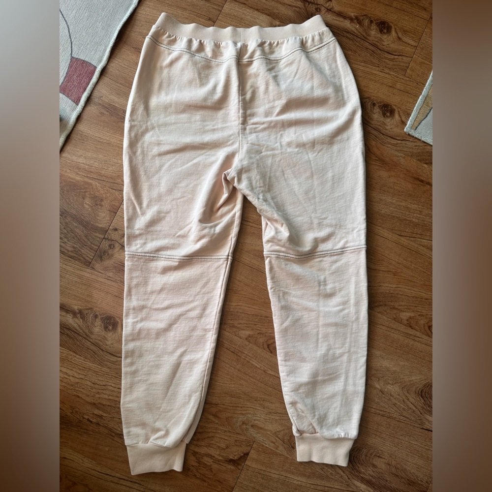 Soft Surroundings Take Time Jogger Sweatpants. Size Large. Light Salmon/Peach. - Picture 9 of 11